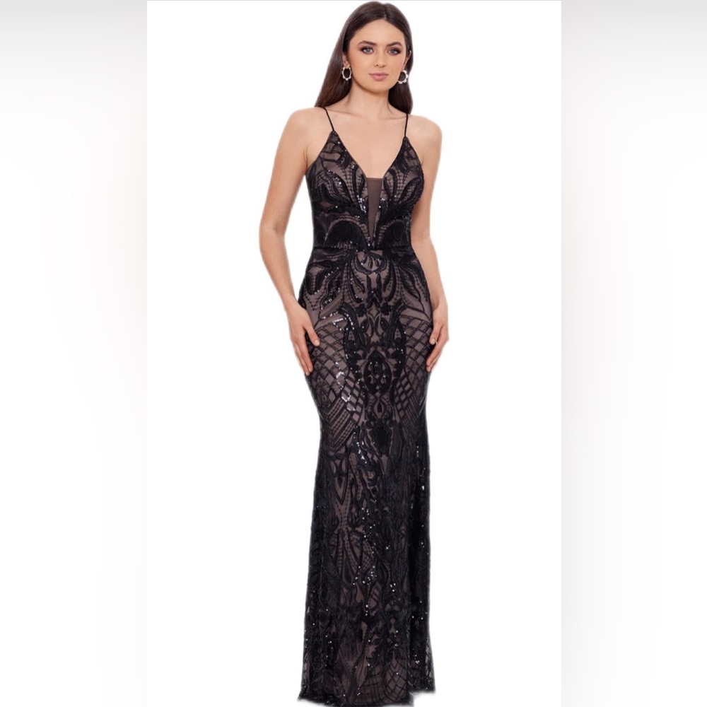 NWT Betsy Adam Black/ Nude trumpet lace dress sz $299